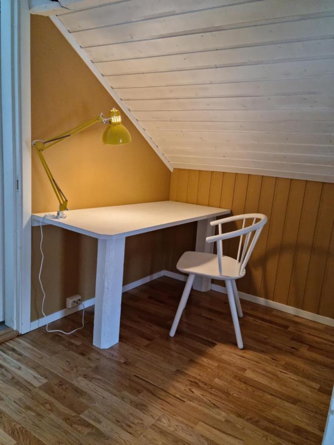 Loftsleilighet Midt I Sentrum Skjervoy Exterior photo